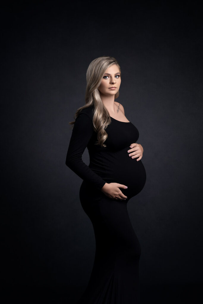 fine art retouching example
mother daughter
pregnant